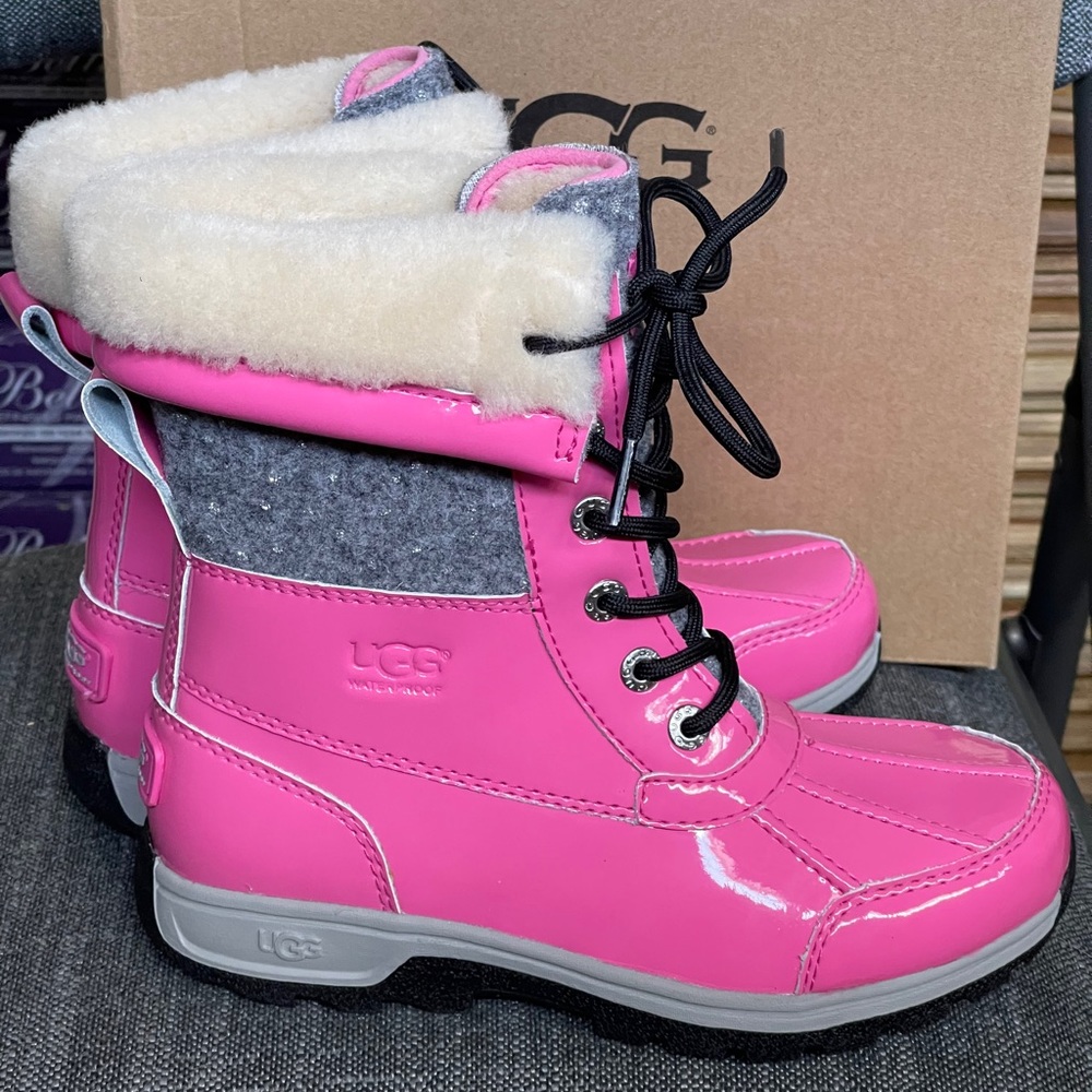 NEW UGG girls/little kids US size 2 pink azalea
